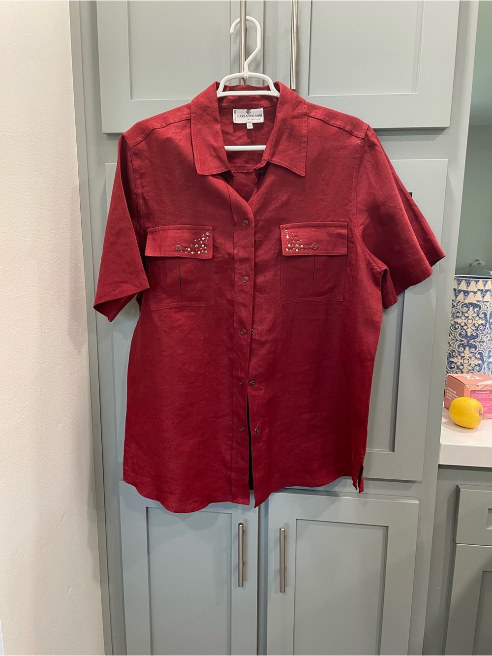 Carla Ferroni linen 100% Red Short-Sleeve Button-Down Shirt